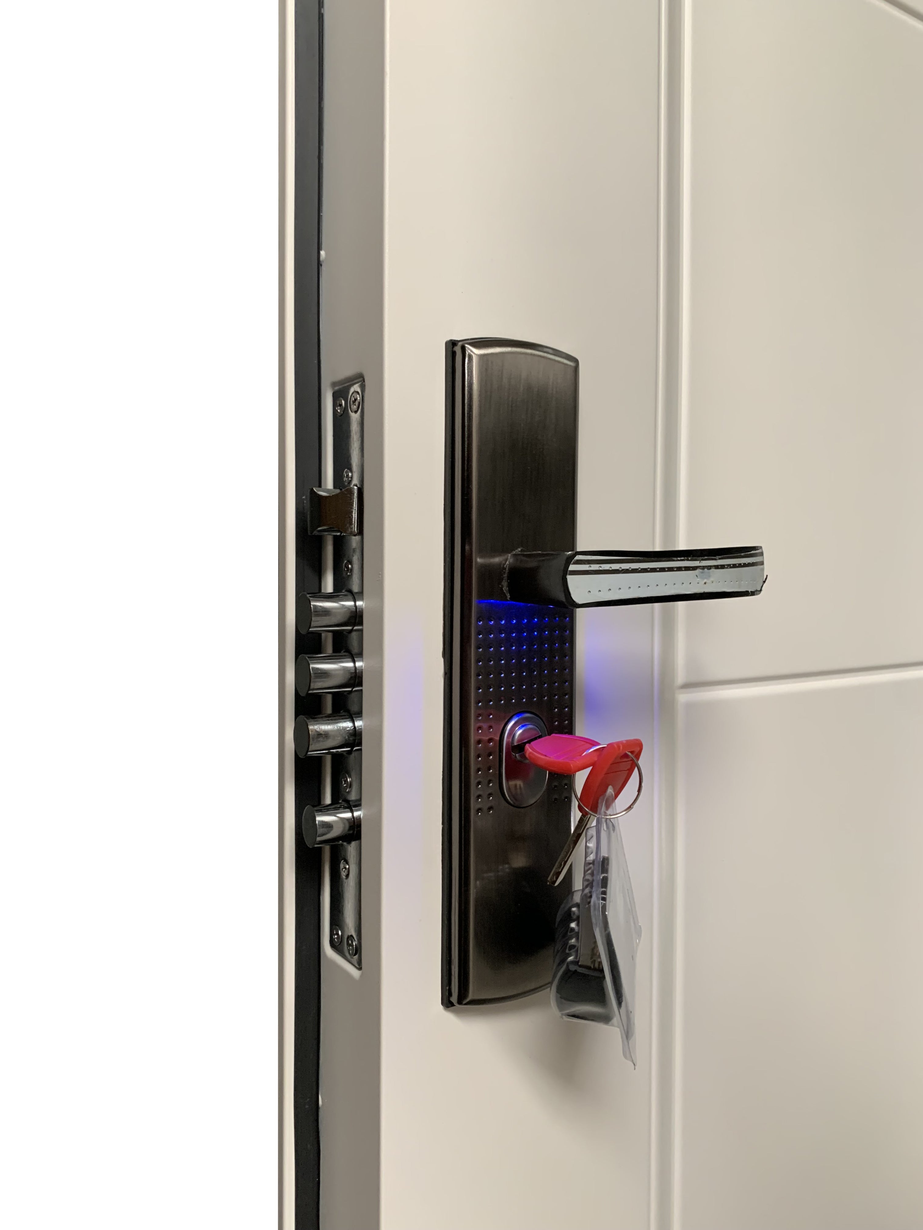 Puerta de Seguridad Modelo Hoss-16b Color Blanco
